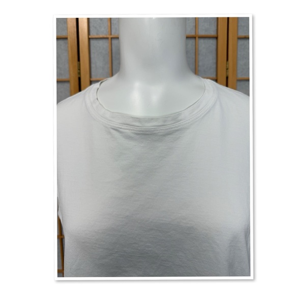 Lululemon Athletica Cates White Cropped Top - Picture 6 of 8